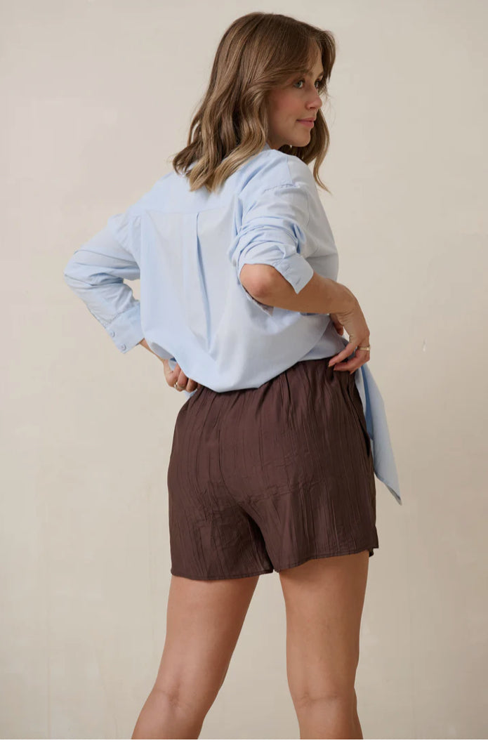 Ease Away Crinkle Short
